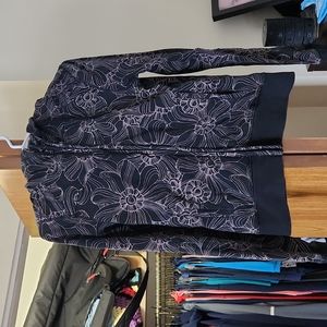 EUC Lululemon Hoodie